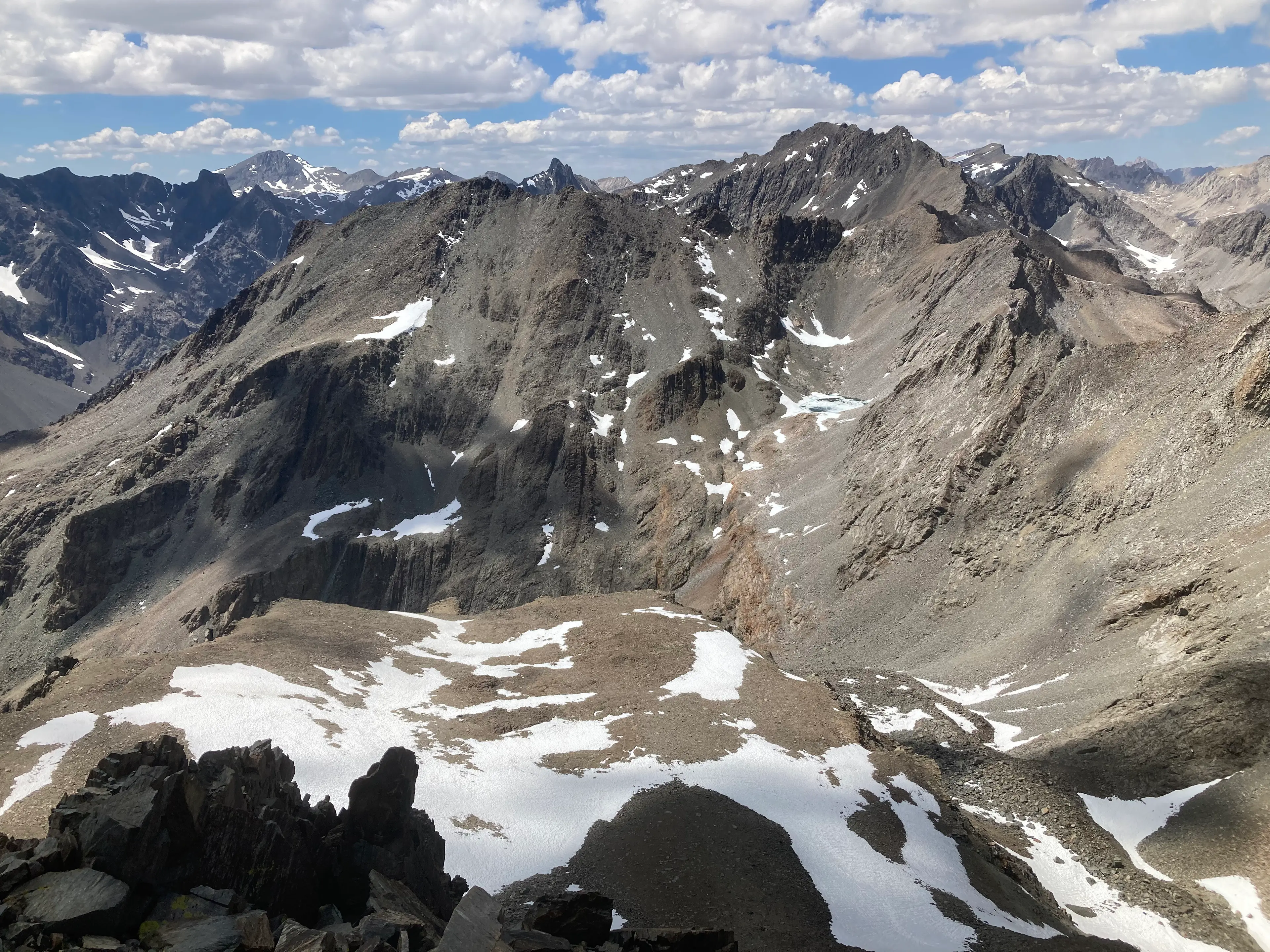 Mount McDuffie (R), Charybdis (C), Mount Goddard (L)