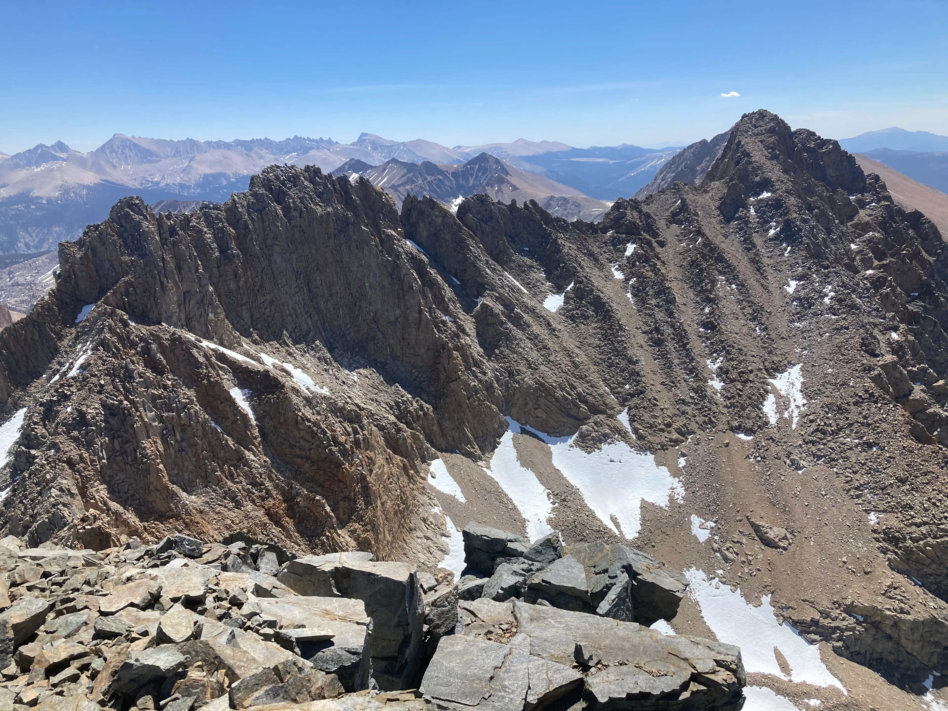 Red Kaweah (R), Whitney and Langley prominent in the distance (L)