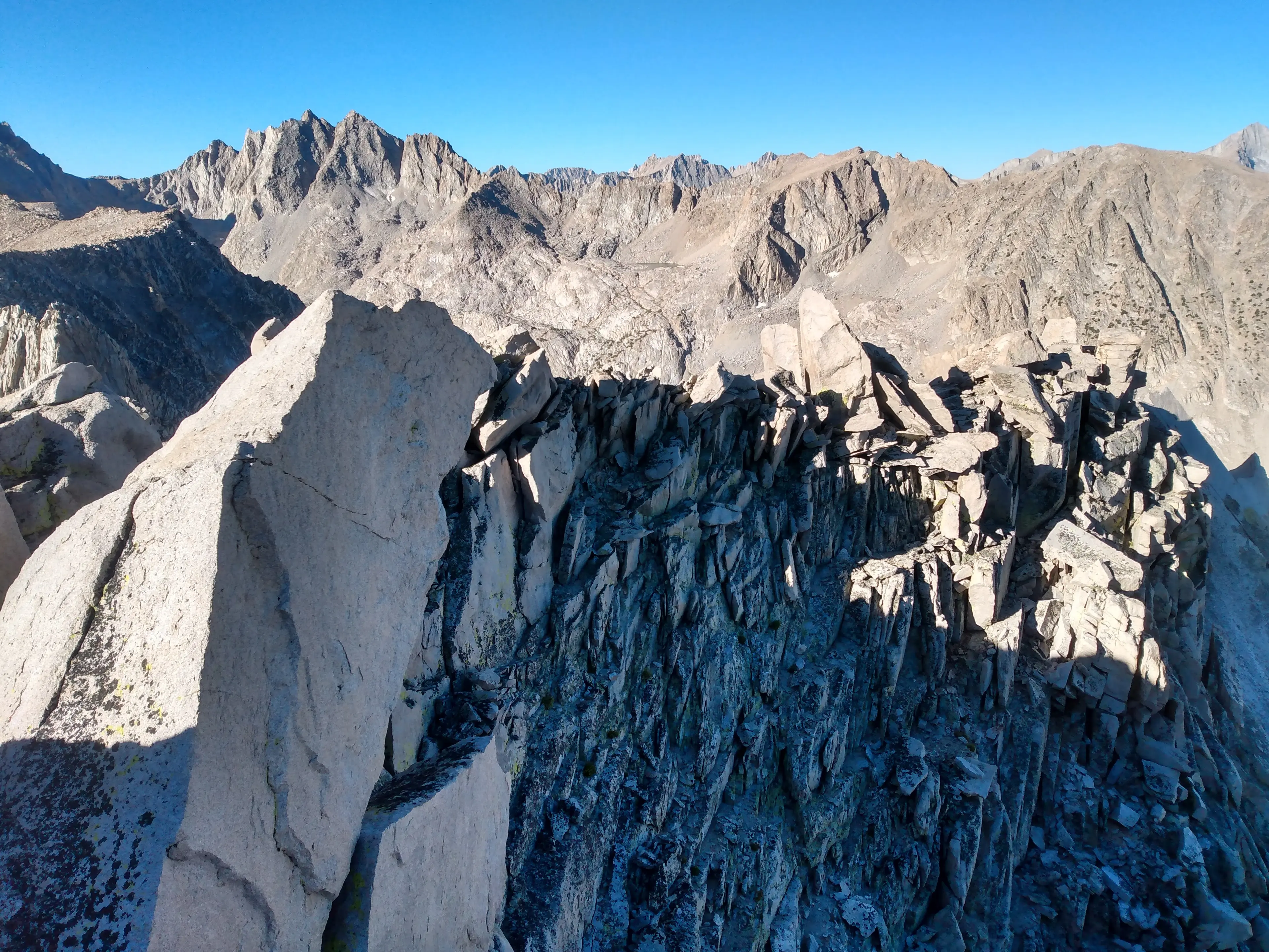 Deerhorn Mountain (L) and West Vidette (R)